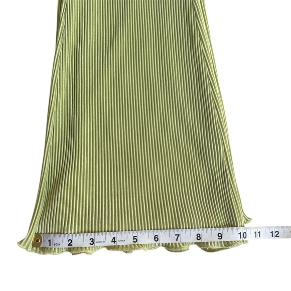Juniper Blu New Lettuce Edge Lime Green Ribbed High Waist Flare Pants Medium NWT - Picture 13 of 13
